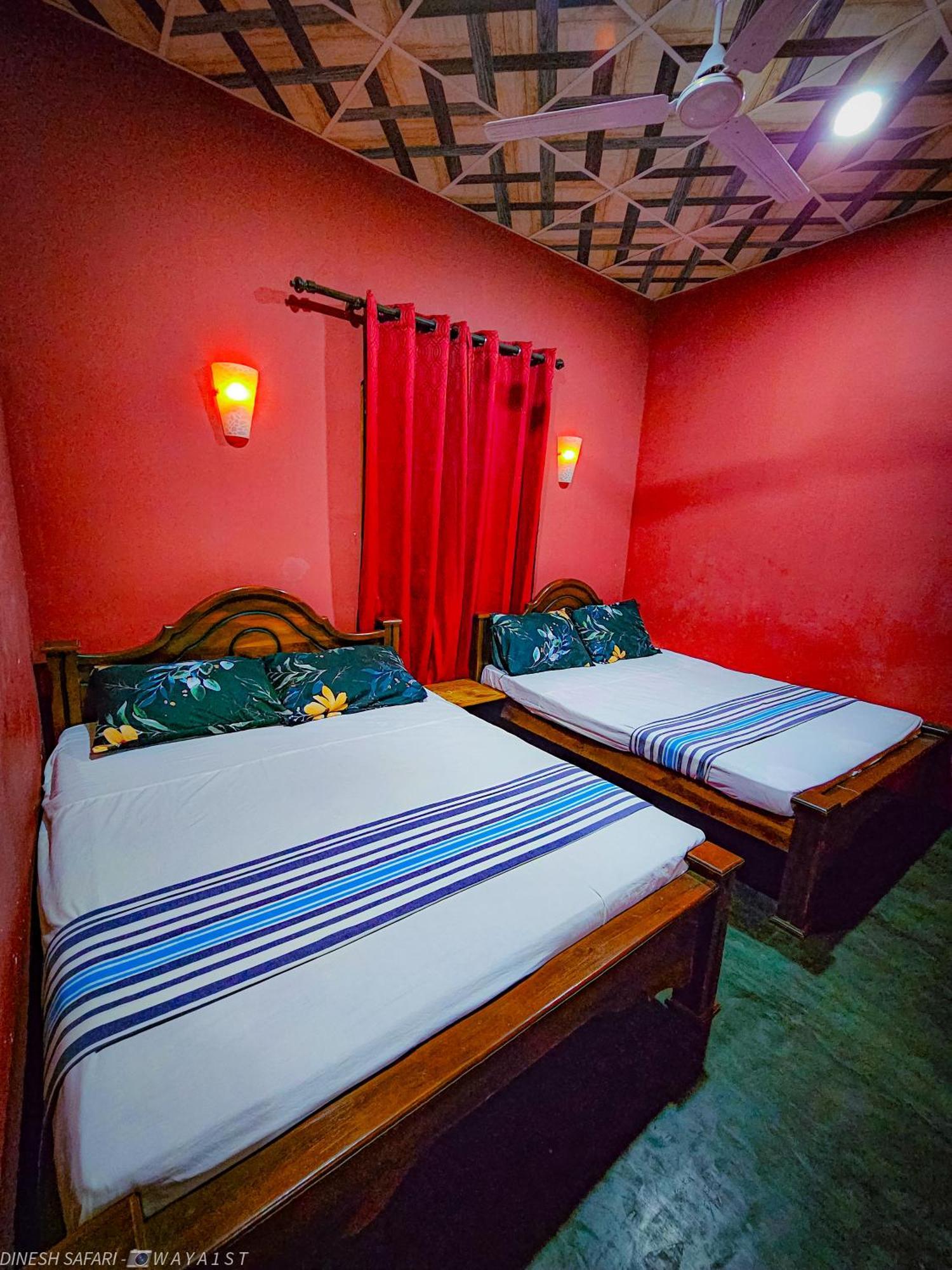 Dinesh Safari Homestay Удавалаве Екстер'єр фото