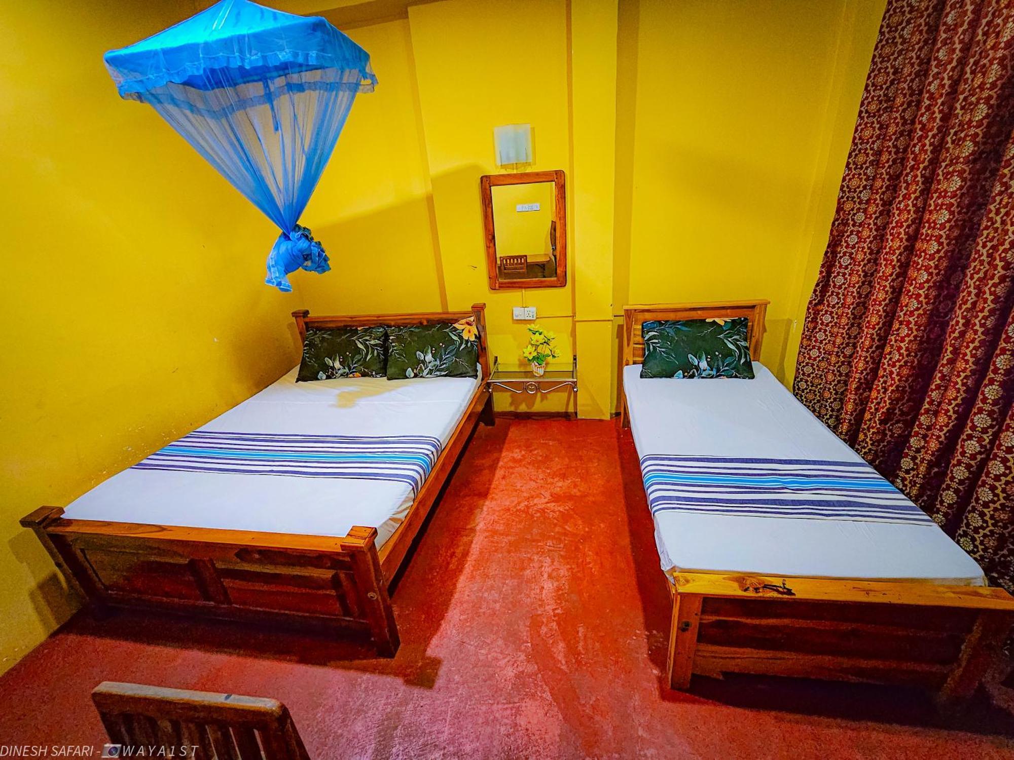 Dinesh Safari Homestay Удавалаве Екстер'єр фото