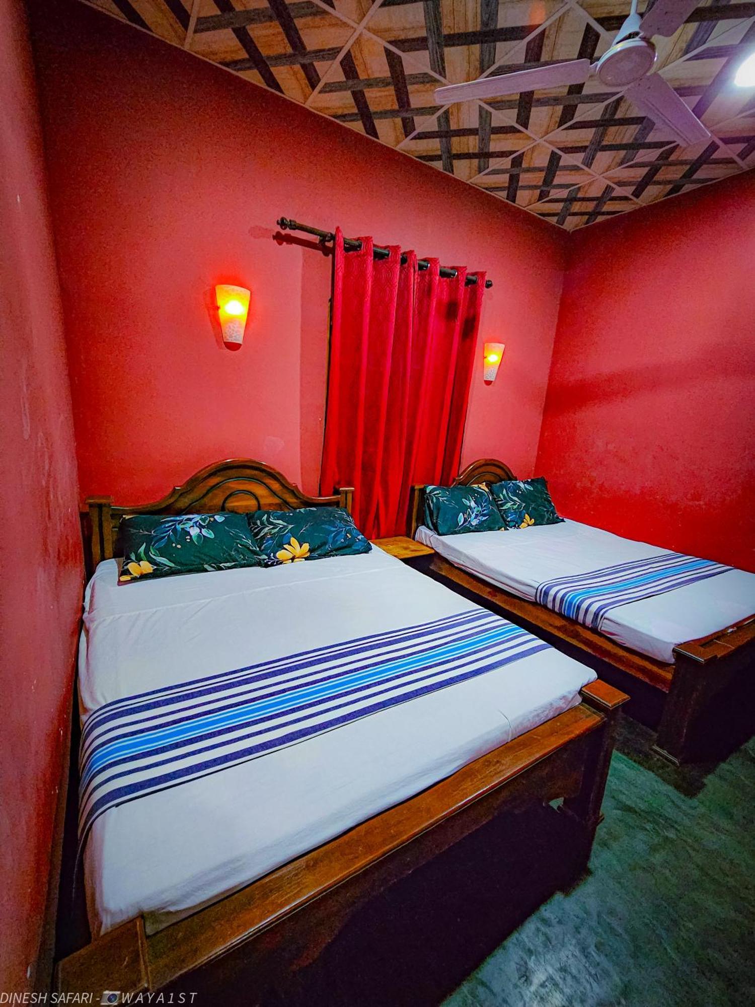 Dinesh Safari Homestay Удавалаве Екстер'єр фото