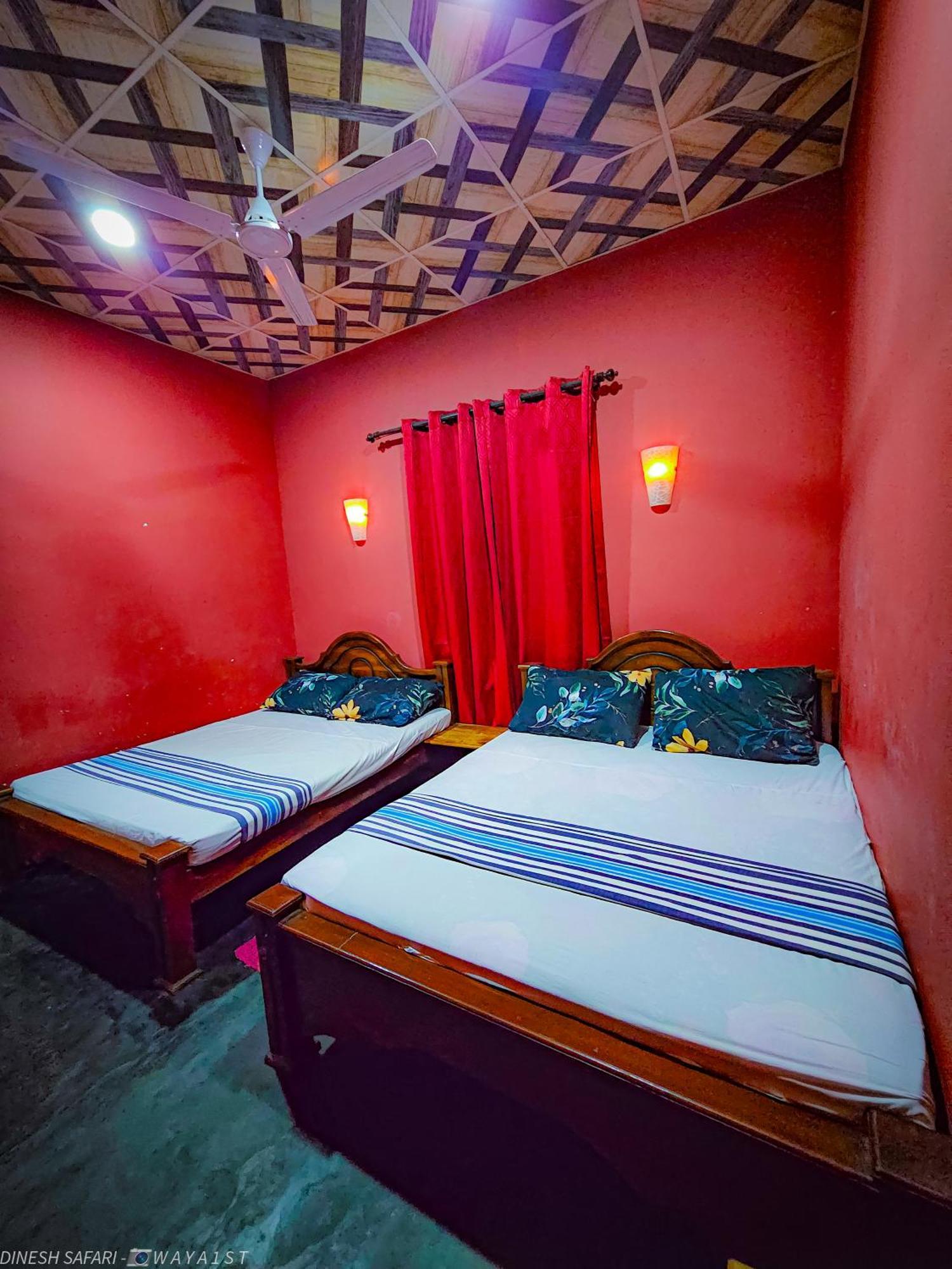 Dinesh Safari Homestay Удавалаве Екстер'єр фото