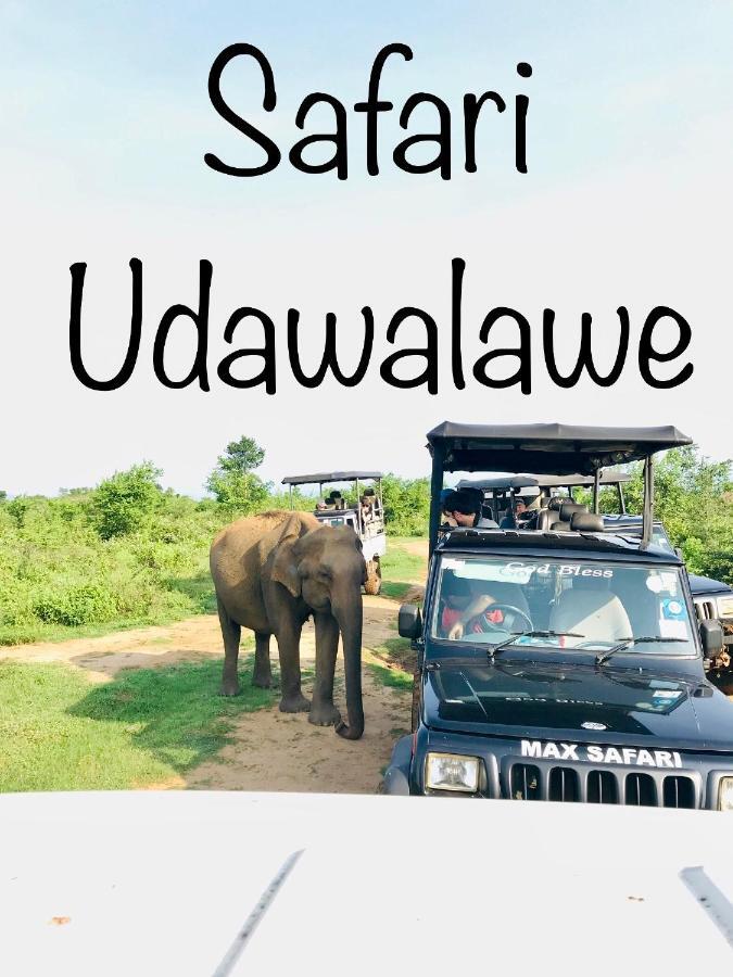 Dinesh Safari Homestay Удавалаве Екстер'єр фото